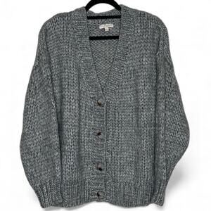 NWOT- Flying Tomato Metallic Chunky Knit Cardigan Sweater – Gray – Size L